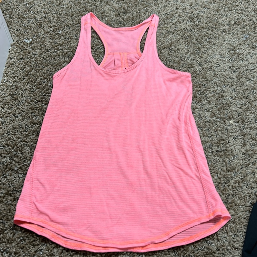 Lululemon size 2 tank top never worn